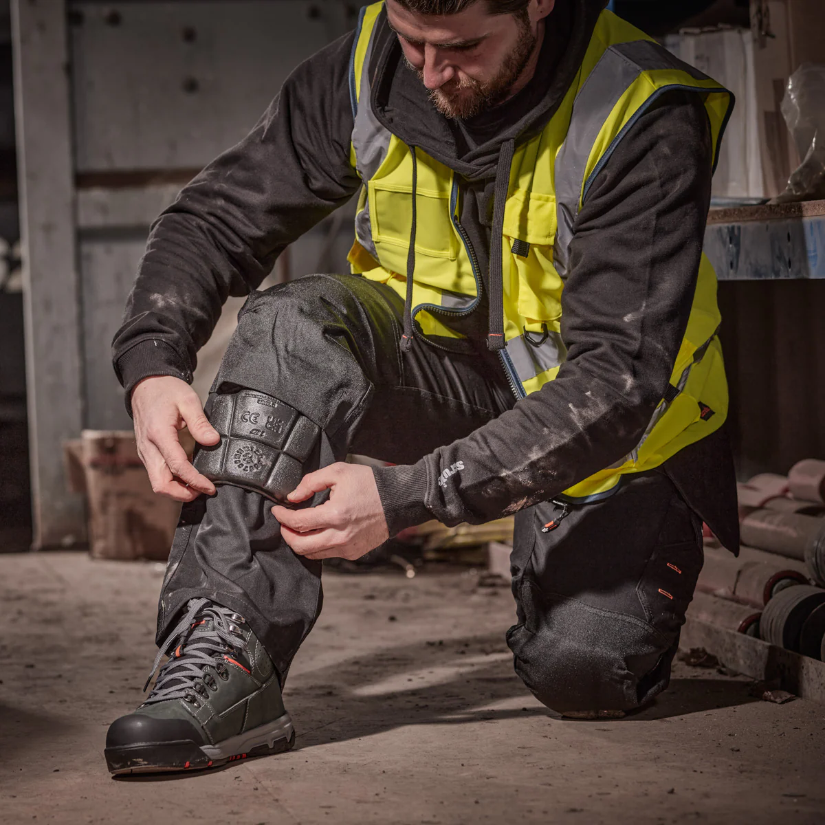 High Visibility Technical Vest - Image 7