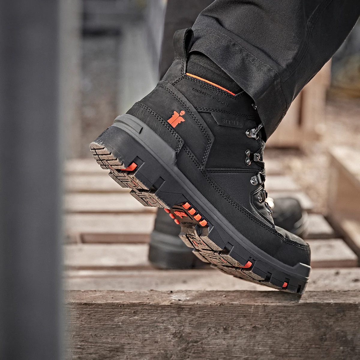 Rugged Safety Boots - Image 11