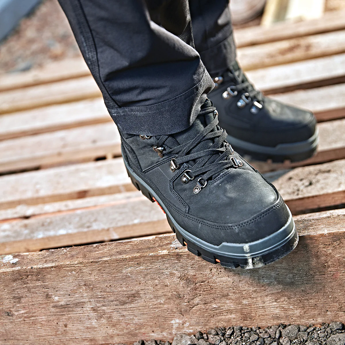 Rugged Safety Boots - Image 9