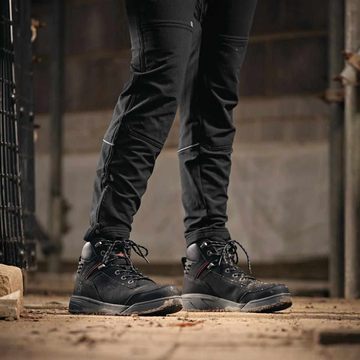 Women's Switchback Safety Boots - Black - Image 3